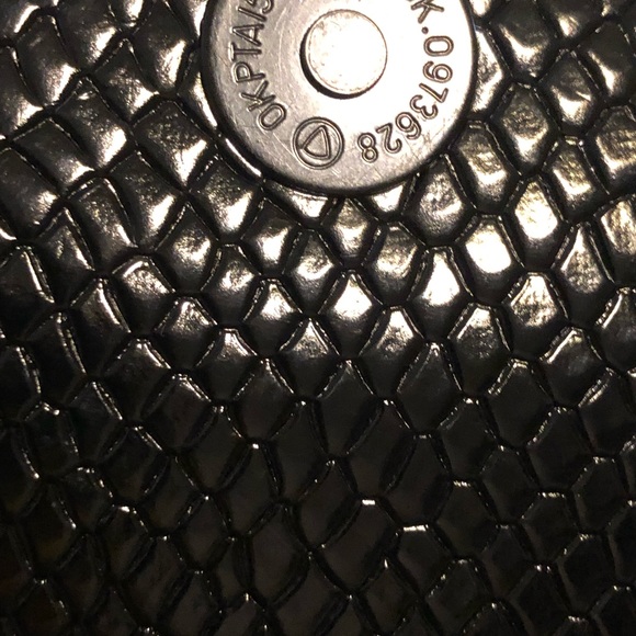 Calvin Klein 🌹ASHLEY NWOT 🌹should bag on trend shoulder bag like NEW - Picture 9 of 10